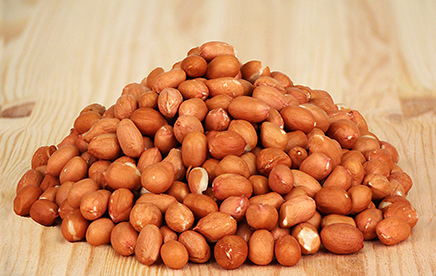 Raw Spanish Peanuts picture